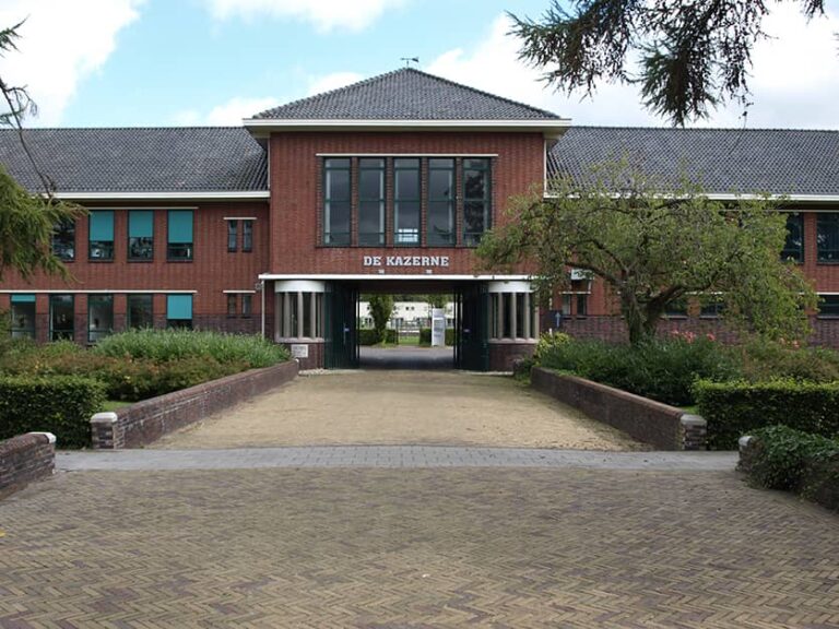 Kazerne gevel 768x576