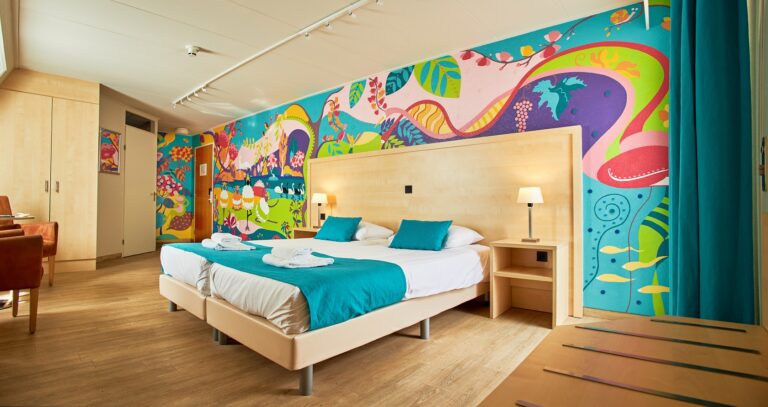 Toyisme klein 768x407