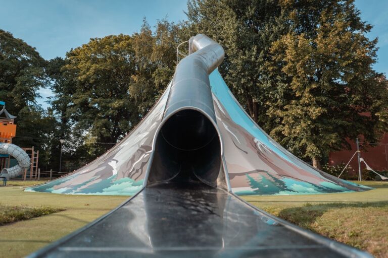 Naar zuidlaren Sprookjeshof speeltuin glijbaan groot 768x512