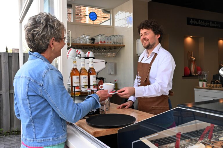 naarzuidlaren koffieplein 768x512