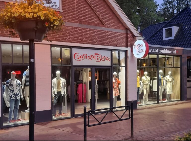 WhatsApp Image 2025 10 26 at 13.01.53 768x569