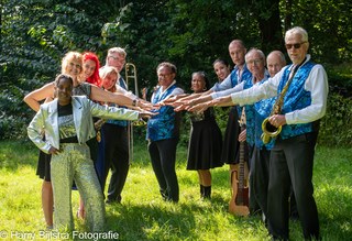 Home 21 68fcfe04788a3 w1604788a4 soulvibrationfoto2